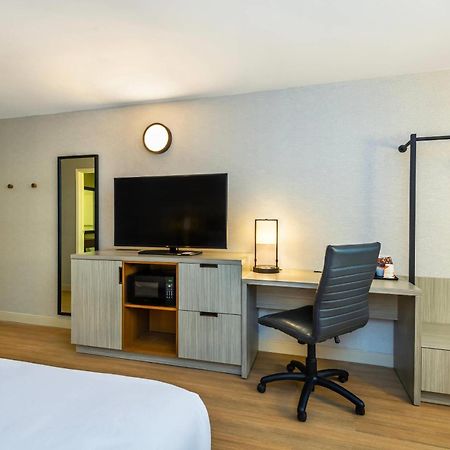 Comfort Inn Gatineau Bagian luar foto