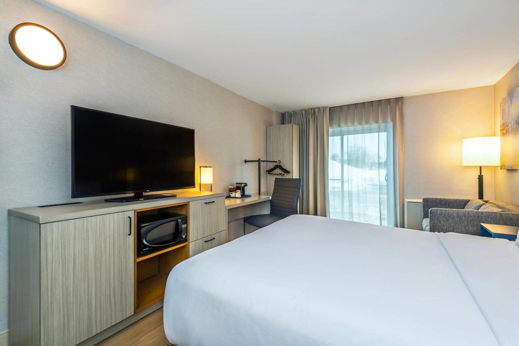 Comfort Inn Gatineau Bagian luar foto
