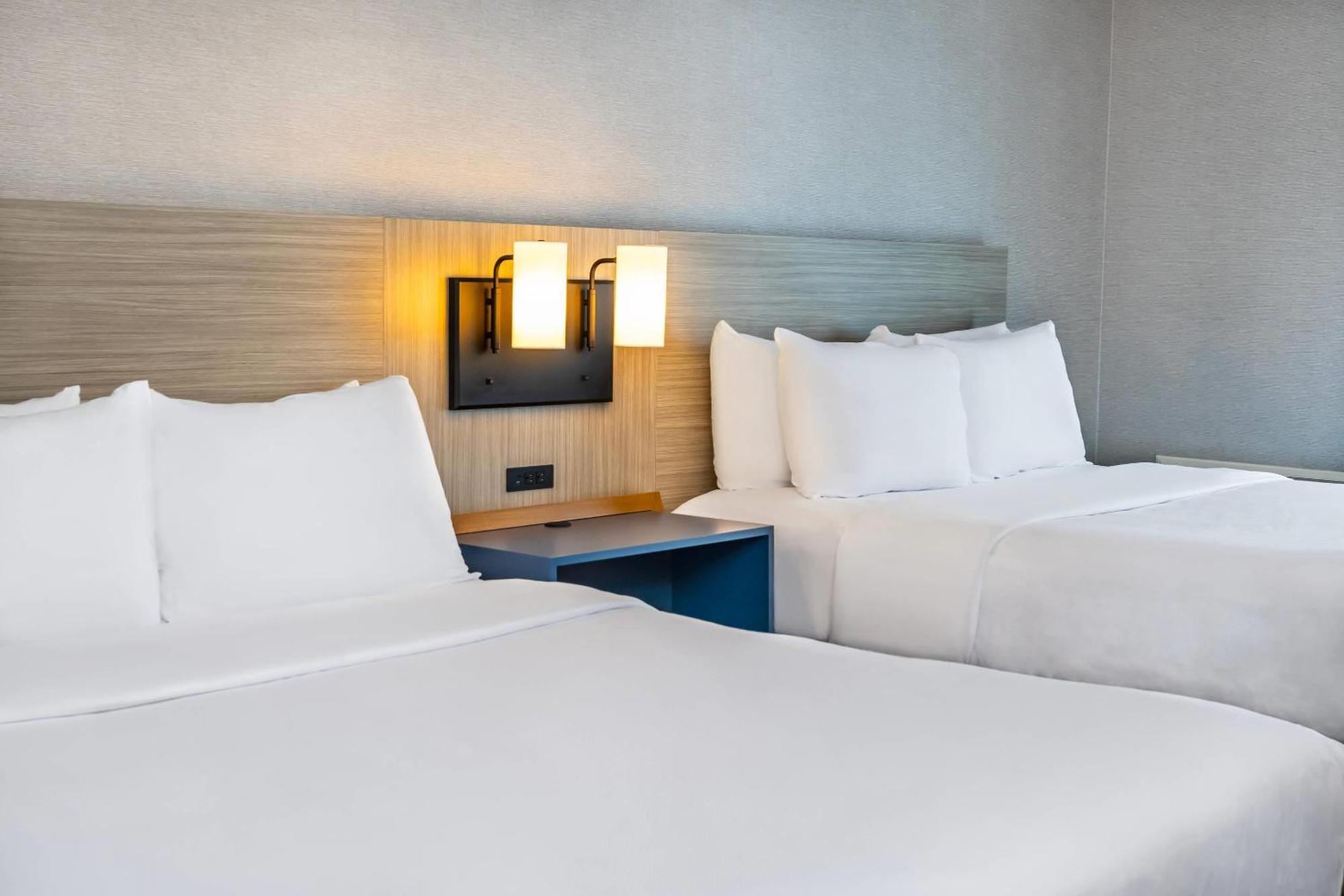 Comfort Inn Gatineau Bagian luar foto