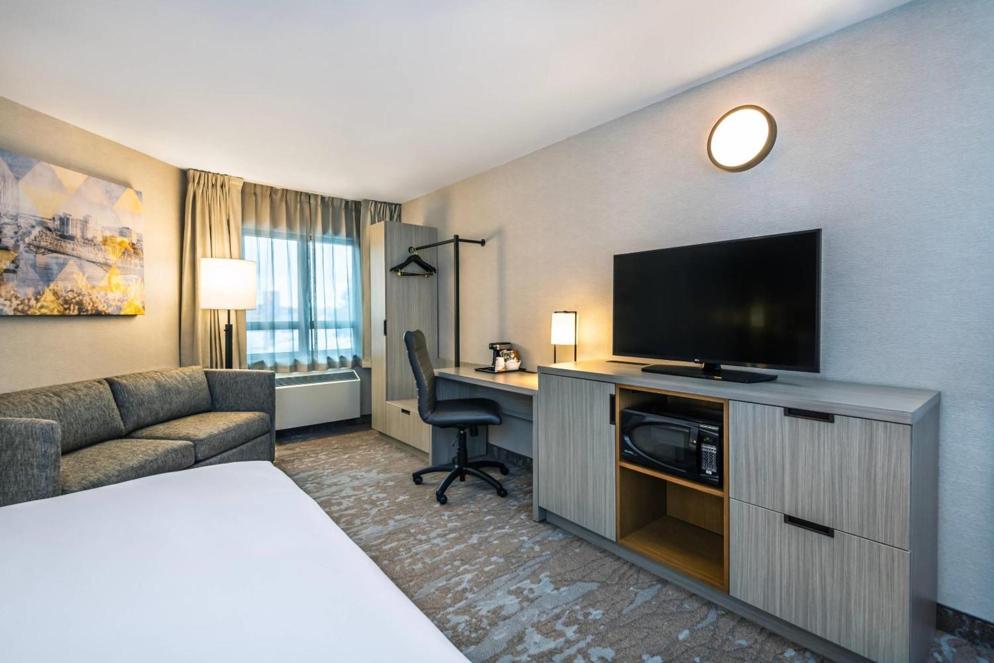 Comfort Inn Gatineau Bagian luar foto